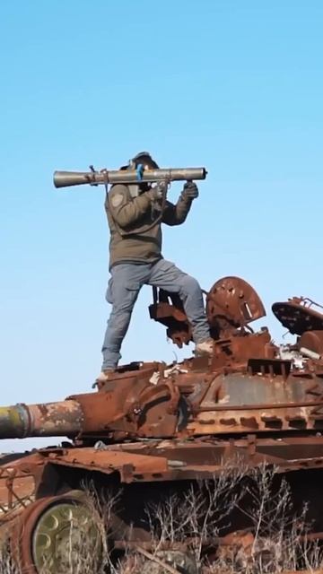 CARL GUSTAF против брони танка
