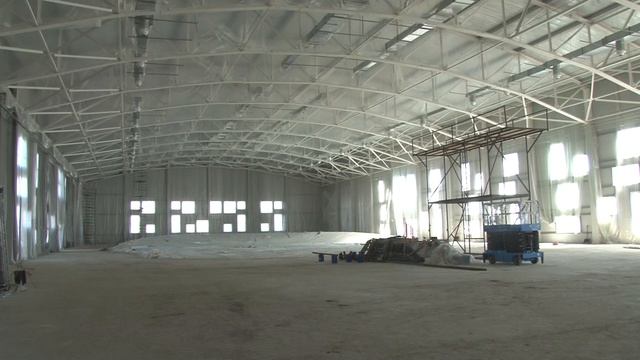 Виктор Якимов оценил ход строительства легкоатлетического манежа. Панорама 18.08.26