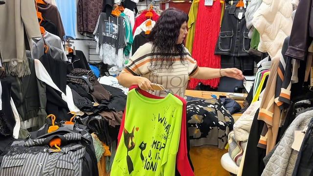 ОСЕННИЕ ЖЕНСКИЕ НОВИНКИ: ВЕТРОВКИ КУРТКИ ТУНИКИ КОФТЫРАСПРОДАЖА ЛЕТНИХ ВЕЩЕЙСадовод