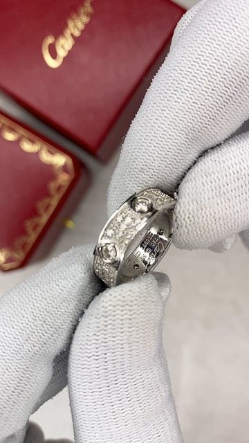 С11726 кольцо с бриллиантами в стиле Cartier Love