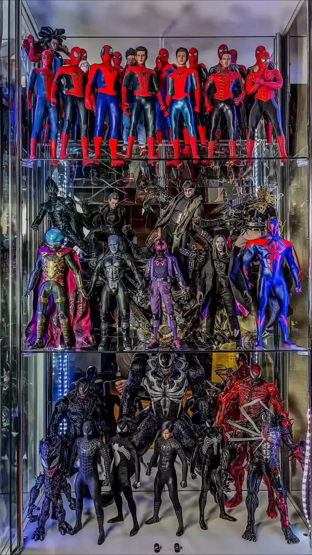 ЧЕЛОВЕК ПАУК - КОЛЛЕКЦИЯ HOT TOYS | MARVEL SPIDER MAN