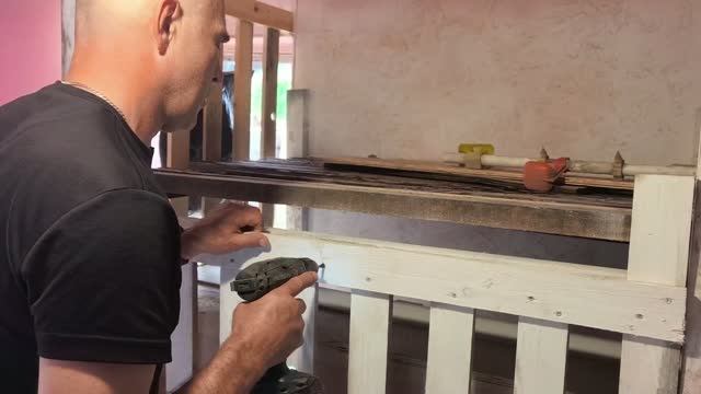 Реабилитация через бизнес ветеран СВО будет выращивать домашнюю птицу