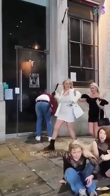 В ночном европейском гуле 🫣