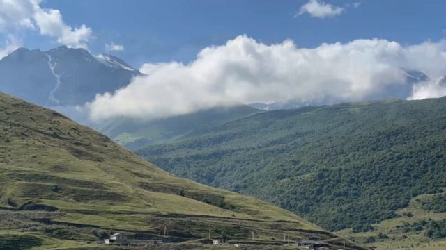 Танец облаков в горах Осетии. Хонга - осетинская мелодия