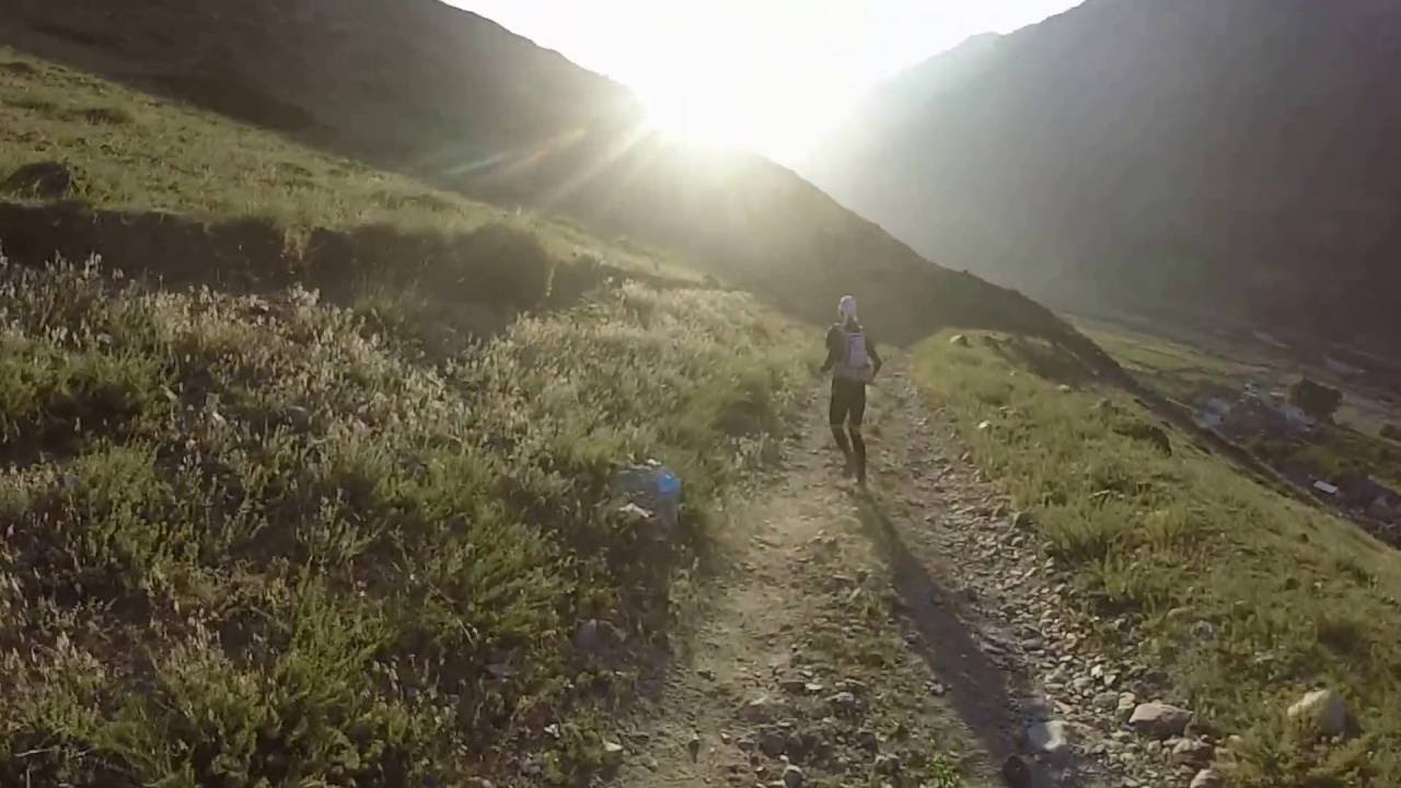 Последний спуск на Elbrus World Race 2016