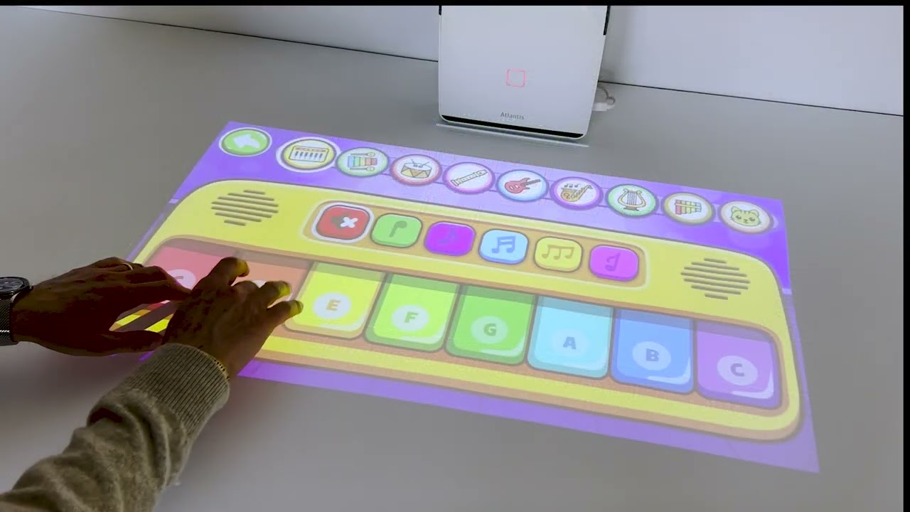 Magic Touch Projector: развлечение и инклюзивные игры для всей семьи