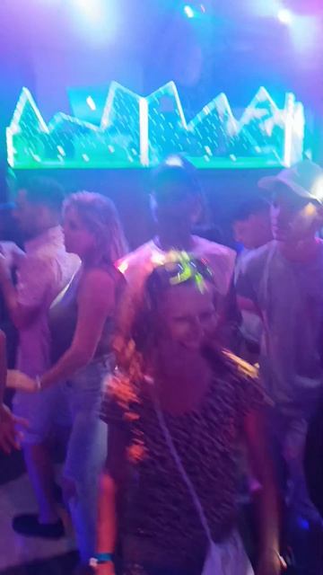 Мама ушла в отрыв. Ночь в Havana Club, Варадеро 🇨🇺