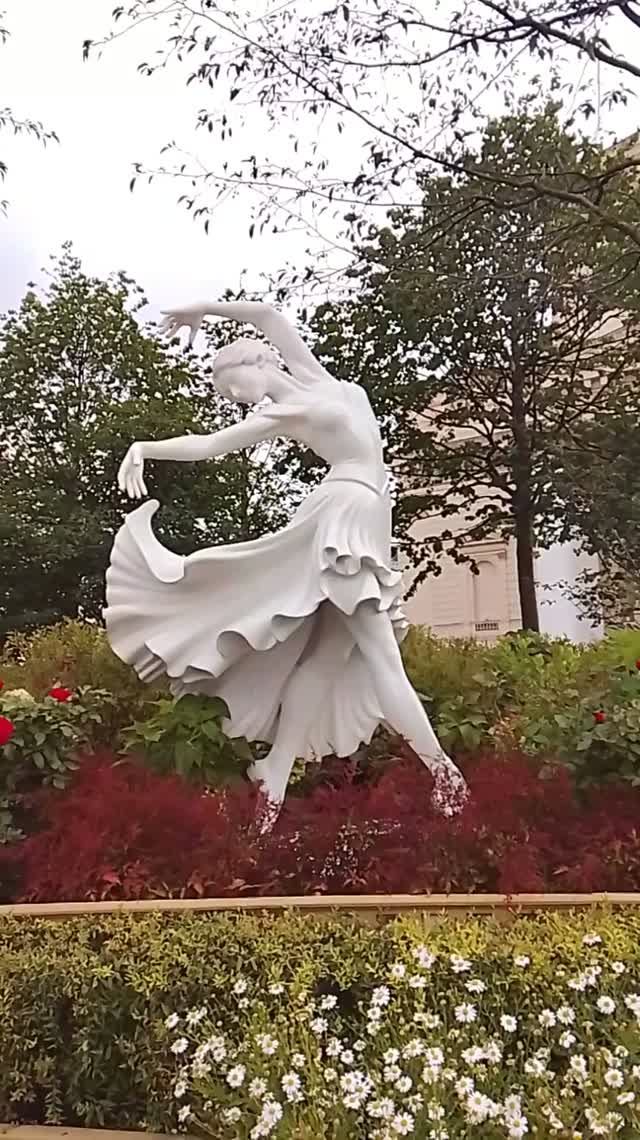 Старый новый сквер ...