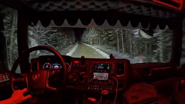 Дальнобой Scania 590S — Зима пришла!