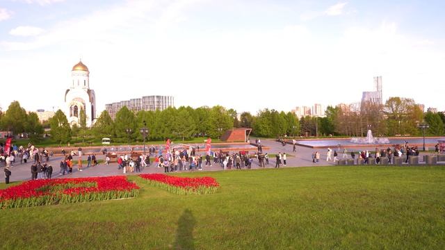Поклонная гора выставка трофеев.