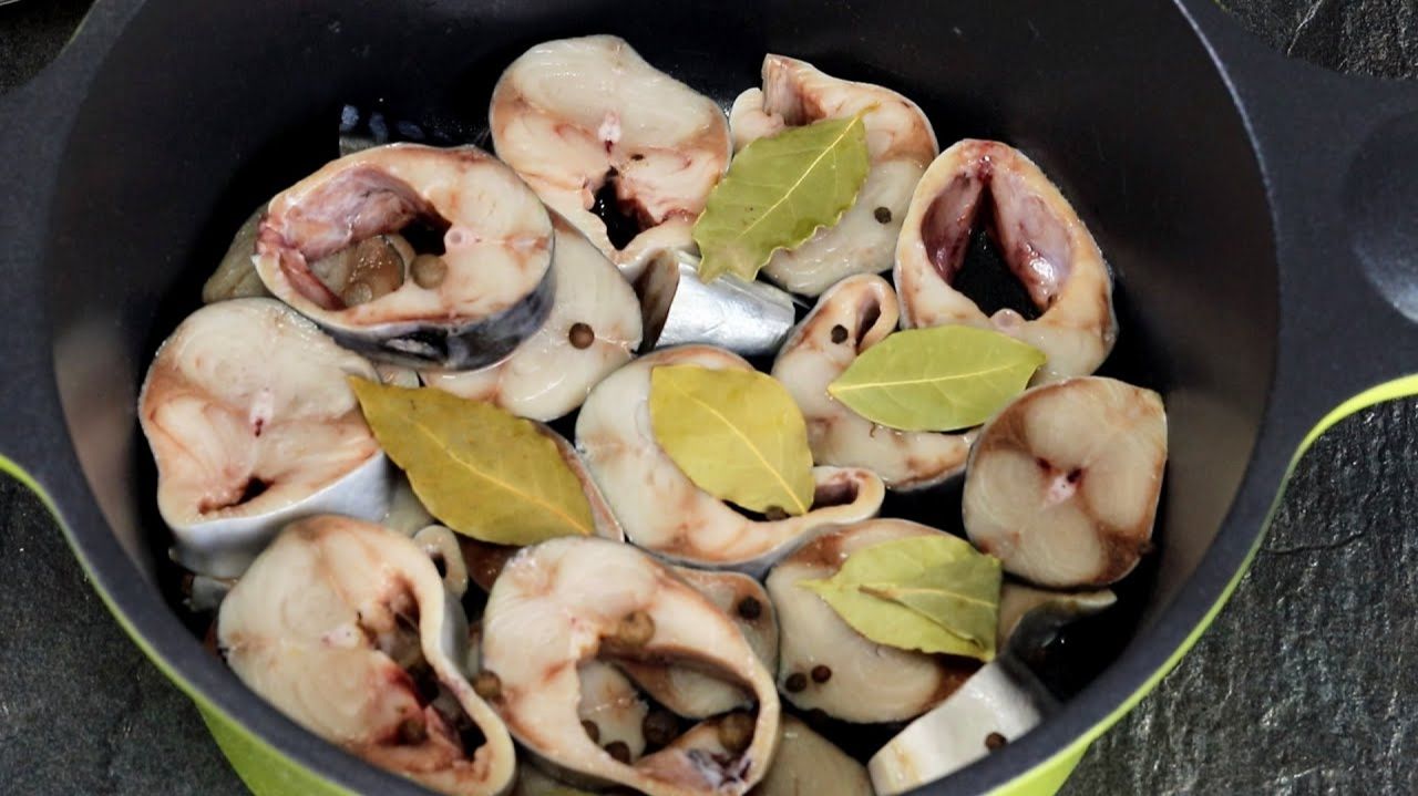 Так можно готовить любую рыбу но Скумбрия получается вкуснее всего