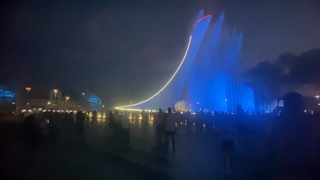 Сочи, поющий фонтан, продолжение.