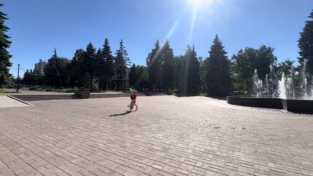 Аринка на спорте