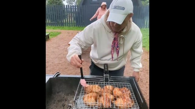 Часть Четвёртая - а день второй на Красном озере. И сразу к делу.