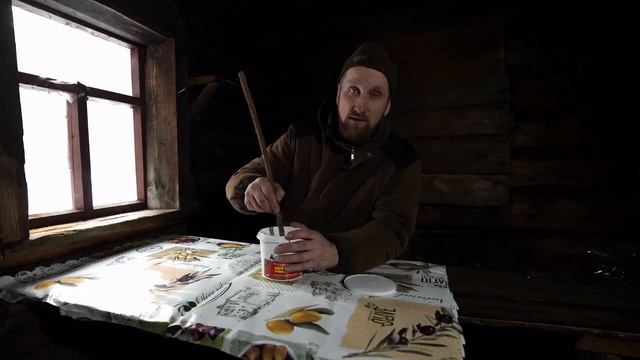 ОБОКРАЛИ ИЗБУ В ТАЙГЕ. ПРИЕХАЛ ВОССТАНОВИТЬ И ПОЛОВИТЬ ЩУКУ НА ЖЕРЛИЦЫ.