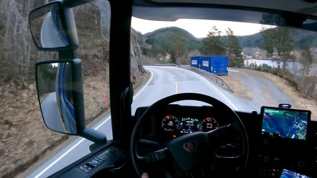 POV Дальнобой  Scania S560 — Бёверфьорден, серпантин, трасса 65