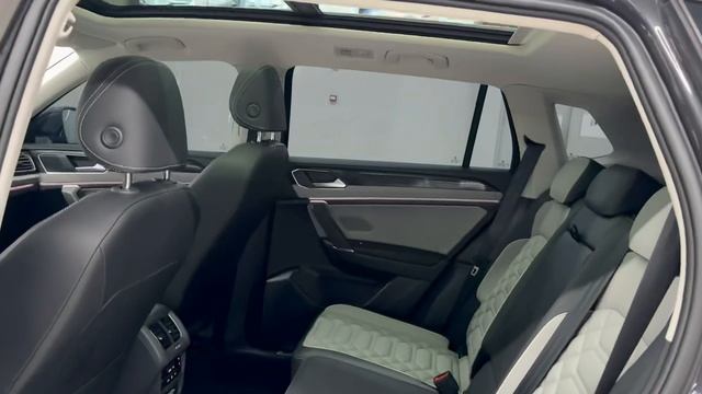 Tayron 2023 280TSI 2WD Luxury Plus Advanced Edition, Отличное состояние