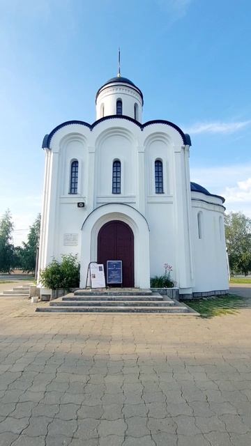 Остров Памяти в Твери. Храм Михаила Тверского