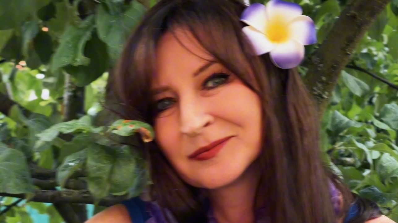Суперфаворитка_ ТРОПИКАНА_Ольга_Шанти и Vera_Cotos Hous