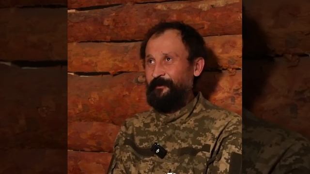 Хотел расслабиться, вызвал проститутку. Спускаюсь, а там три амбала стоит. Думаю, нифига себе нынче