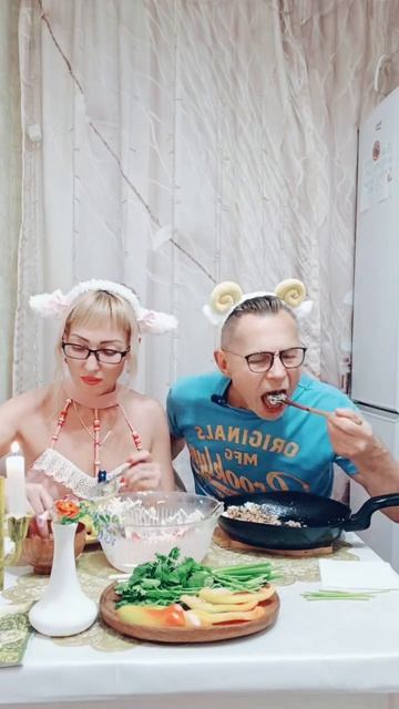Дайконфрагмент мукбанга