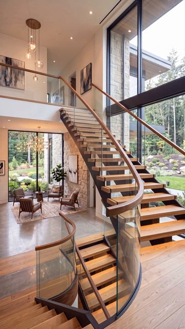 Ограждение на лестнице в частном доме — на что смотреть, чтобы не переделывать