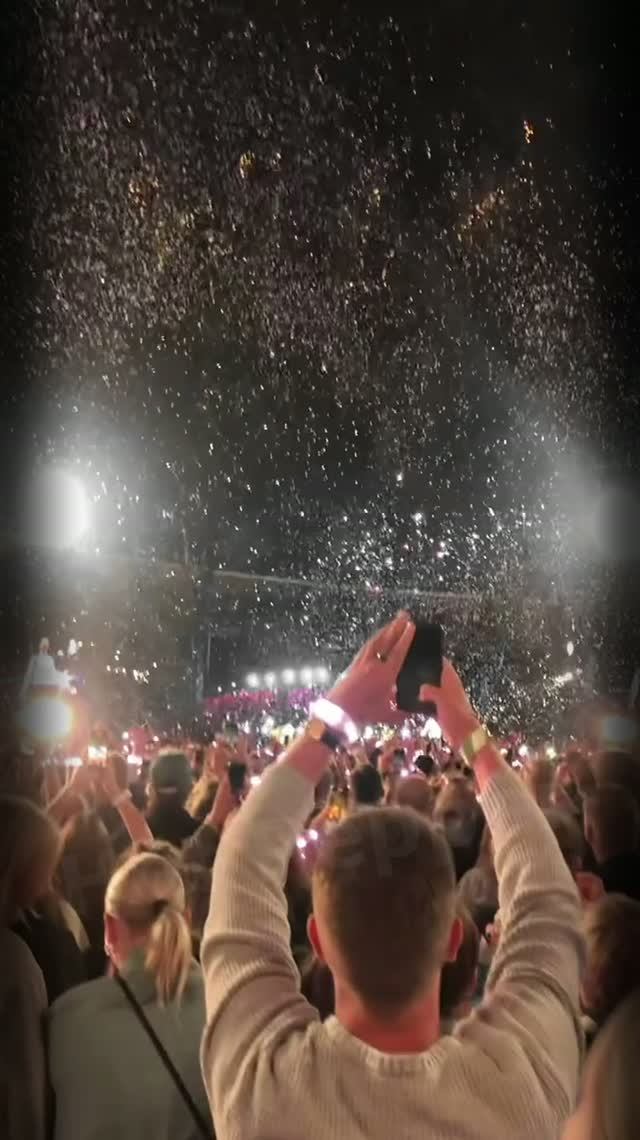 Тишина за стеной
