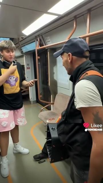 ЧЕЛОВЕК УСТАЛ ОТ ПЛОХОЙ МУЗЫКИ