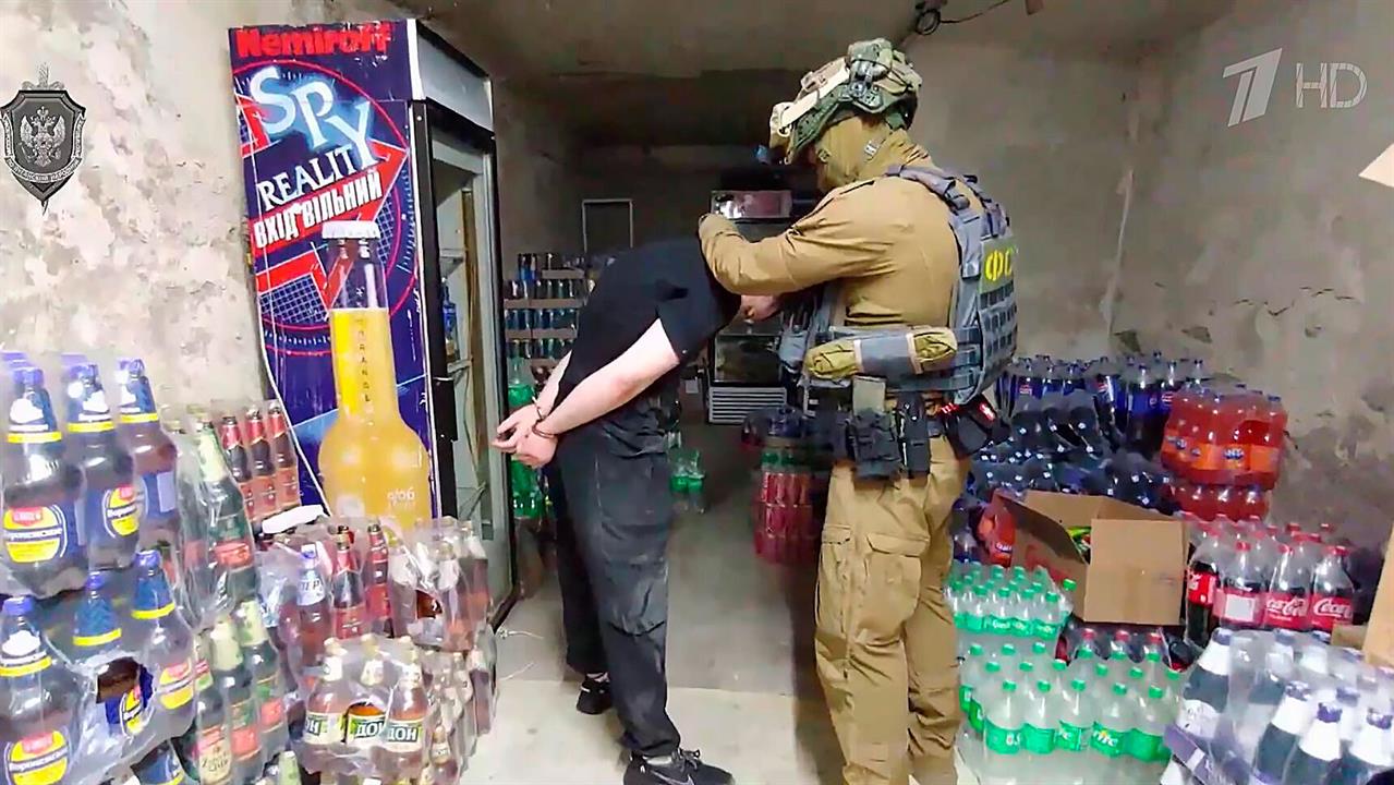 Обезврежены несколько украинских агентов, готовивших теракты в наших регионах.