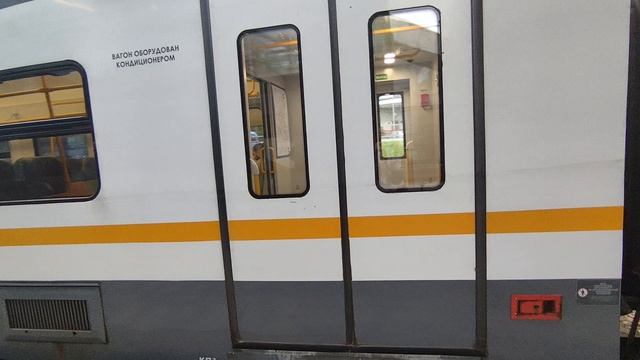 Электропоезд ЭП2Д-0154 №6538 НАХАБИНО-МОСКВА РИЖСКАЯ ОТПРАВЛЯЕТСЯ СО СТАНЦИИ ЩУКИНСКАЯ