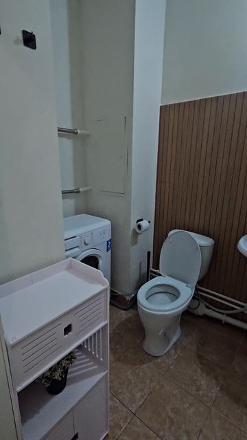 Омская 14к2, 8 этаж 2кк, 65т