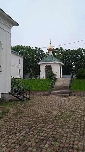 Благословение отца Сергия в Храме Георгия Победоносца в Дунае