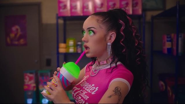 Iggy Azalea, Tyga - Sip It (Official Video)