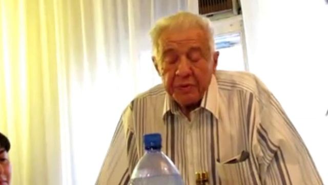 Таир Атакишиев в день своего 84-летия. 21 августа 2011 г.