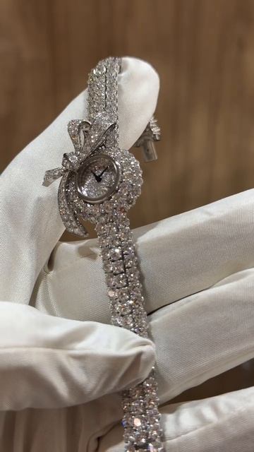 GRAFF Tilda's Bow Diamond GBW14WGDDD