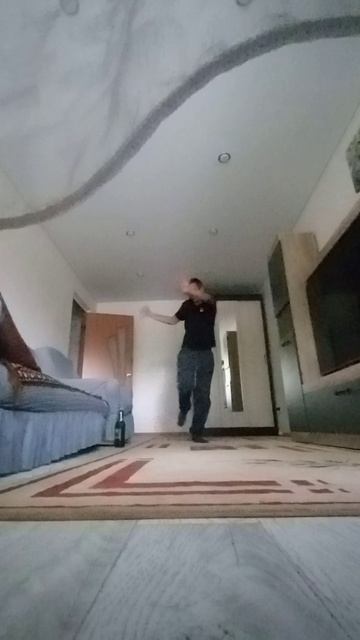 1000107383.mp4