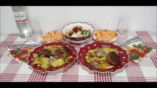 Cалат из Пекинской капусты к жареной картошечке с котлетами! Домашняя еда Кухня Рецепты  еда