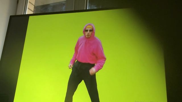 в ананас !!!!