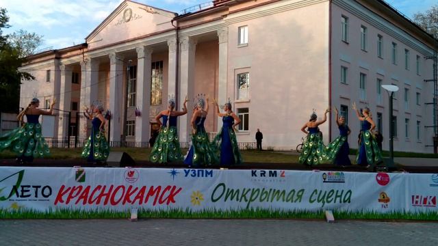 20. Школа танца Екатерины Стариковой  -  Райские птицы.