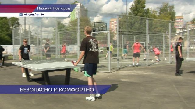 Новый сквер открыли на улице Космонавта Комарова в Ленинском районе