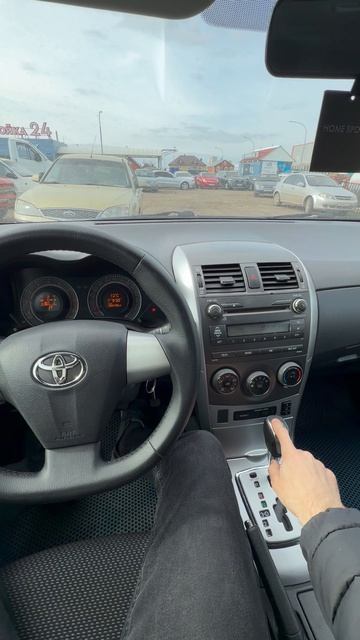 2011 Toyota Corolla запуск двигателя