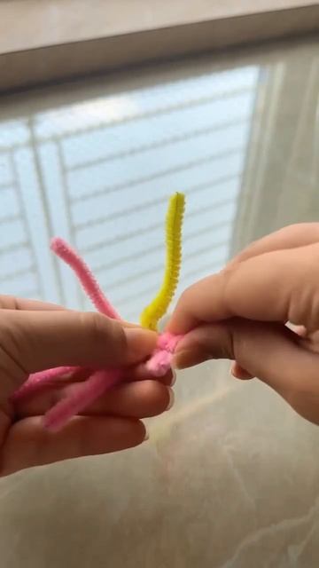Делаем красивые цветочки на провод
