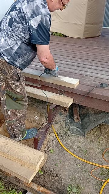 Стройка века. Делаем ступеньки с одной стороны полиума