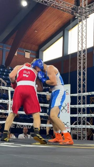 Костромской боксёр Кирилл Шинкарь борется за титул чемпиона Европы