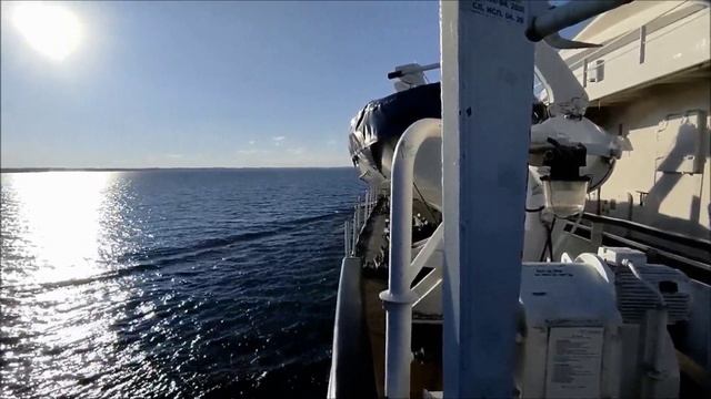 Про море...
