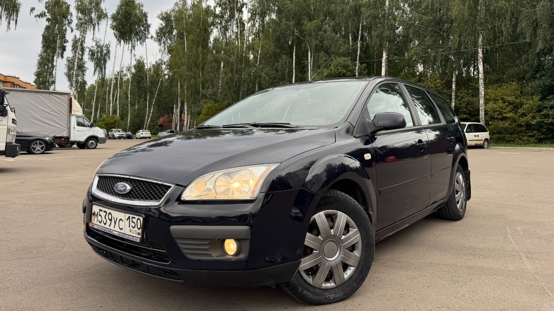 Ford Focus 2006 год 68400 км. Замер толщины ЛКП  миниобзор.
