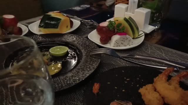Ужин в подарок от отеля Королева Анна 5 в Нячанге Вьетнам.