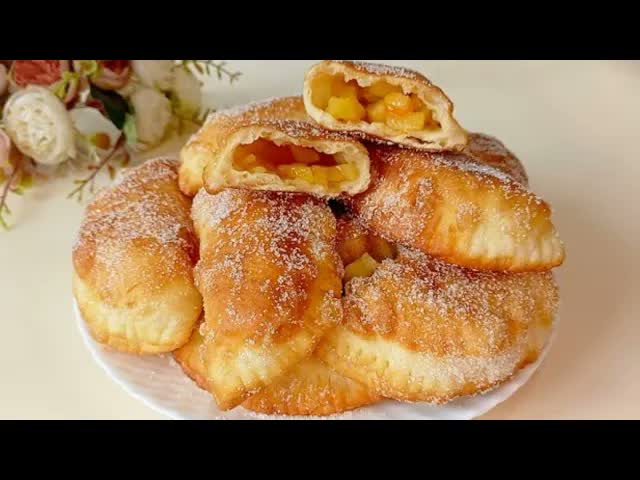 ЕСЛИ у ВАС ЕСТЬ ЯЙЦО и ТВОРОГ ПРИГОТОВЬТЕ ЭТОТ ДЕСЕРТ ! Без духовки и даже закваски.