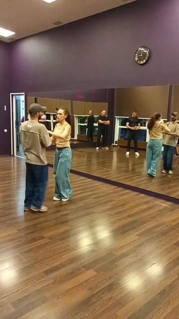 BACHATA УРОК  ПИТЕРБУРГ