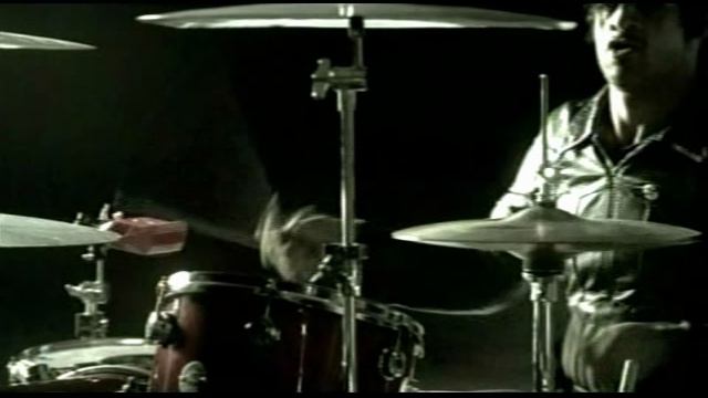 Queens Of The Stone Age - Little Sister
